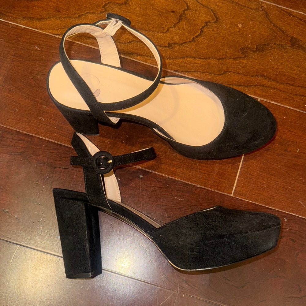 Lulu's Black Suede Block Heel Sandals